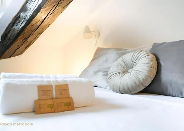 Centro San Secondo Apartment